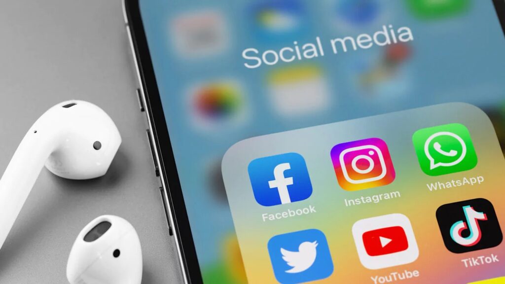 TikTok şi Meta, acuzate de UE de încălcarea regulilor de transparenţă impuse prin noua lege a serviciilor digitale