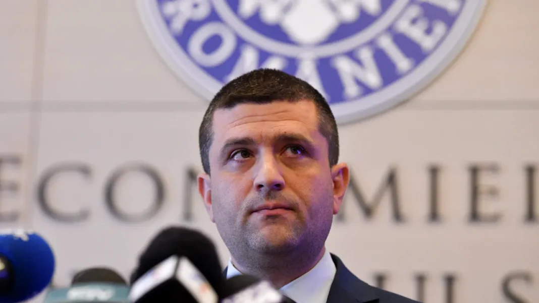 Moţiunea împotriva ministrului Economiei, Radu Miruţă, respinsă în Senat