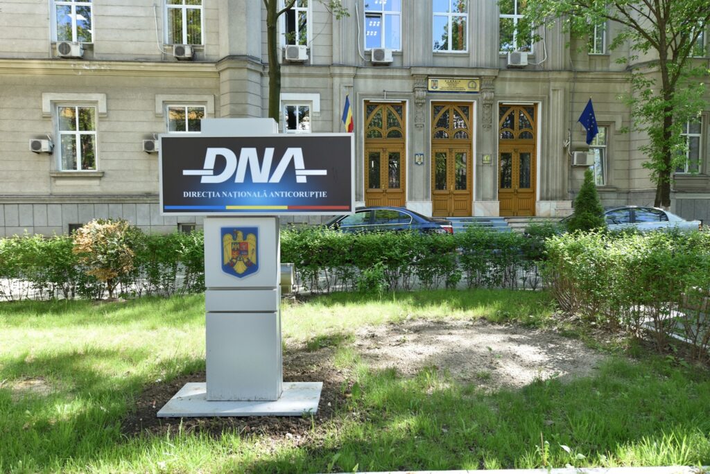 Sejururi în Grecia, Spania și Turcia, folosite ca mită de directorul CNCIR, anchetat de DNA