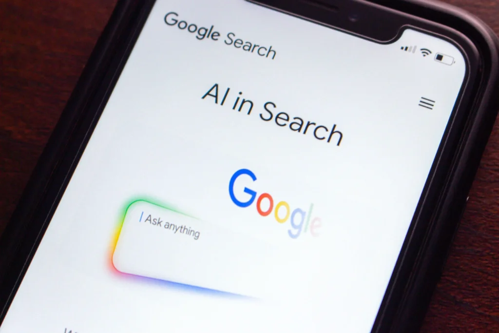 Google anunță disponibilitatea în România și pentru limba română a „Modului AI”