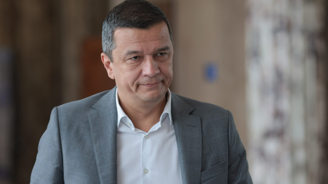 Grindeanu Sorin Grindeanu îl amenință pe premierul Bolojan cu o moțiune de cenzură, dacă pică din nou legea pensiilor magistraților