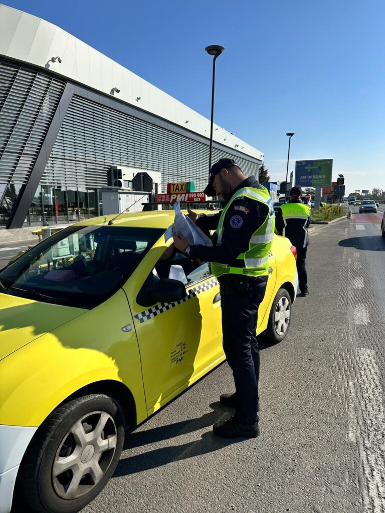 Acțiune a polițiștilor la Aeroportul Internațional Craiova: sancțiuni și retrageri de certificate de înmatriculare