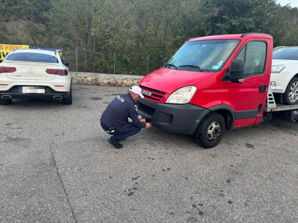 Transport neautorizat de marfă, depistat de polițiștii orșoveni