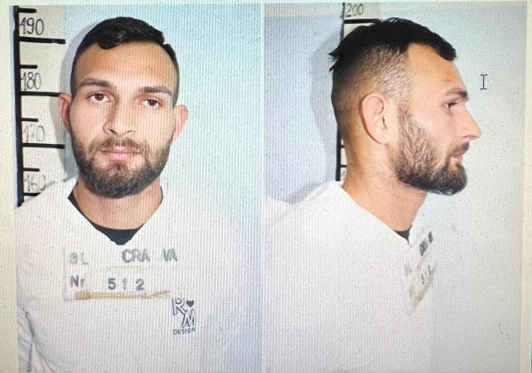 Alertă în Craiova! Un bărbat cu mandat european de arestare pentru jaf armat a fugit de sub escorta polițiștilor