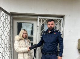 O tânără și-a recuperat cei 2.000 de euro pierduți cu ajutorul unui mehedințean cinstit