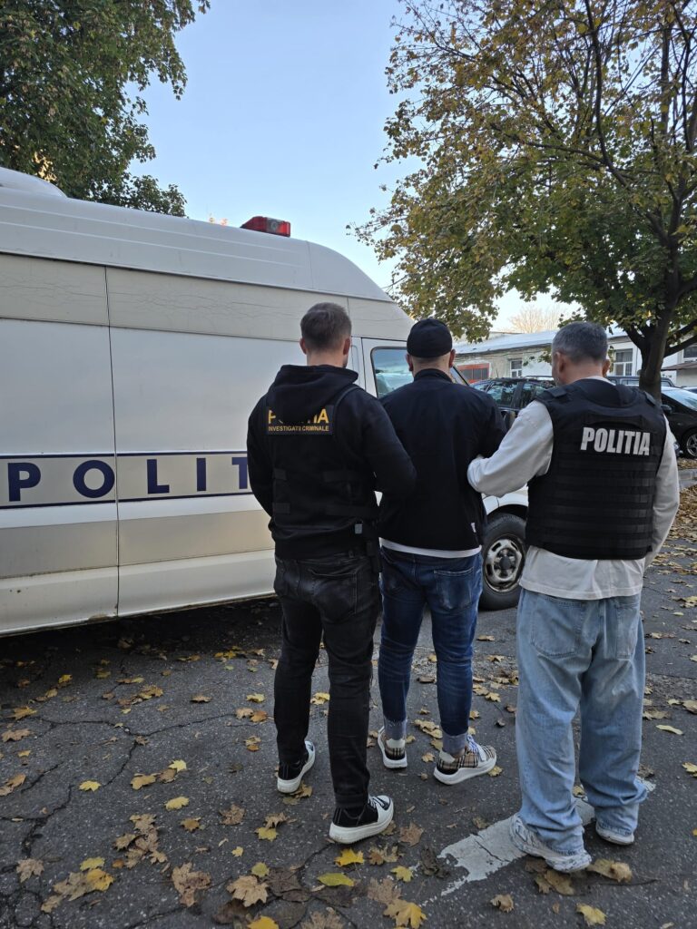 Dolj: Urmărit internațional, prins și blocat în trafic