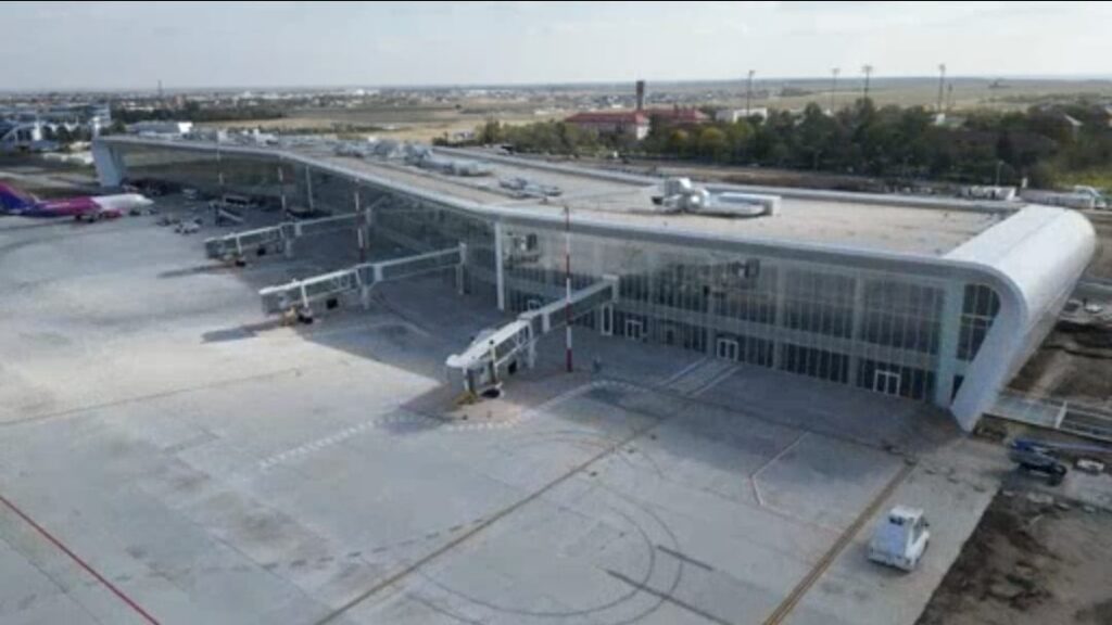 (VIDEO) Care este adevărul despre finanțarea extinderii Aeroportului Internațional Craiova? Sorin Manda, directorul AIC: „Niciun euro pierdut!”