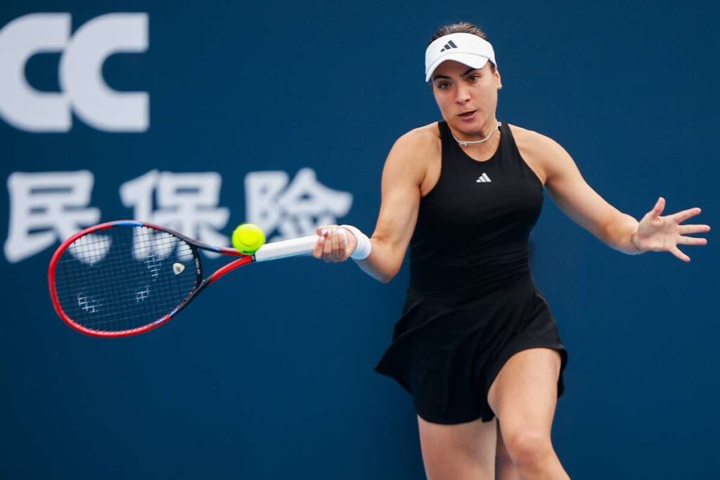 Gabriela Ruse și Ashlyn Krueger au renunțat la proba de dublu de la Osaka
