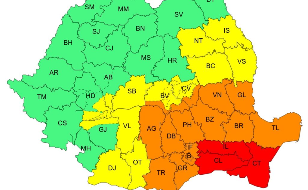Avertizări meteo de ploi torențiale, vânt puternic și ninsori la munte. Cod roșu de precipitații abundente în sud-estul țării