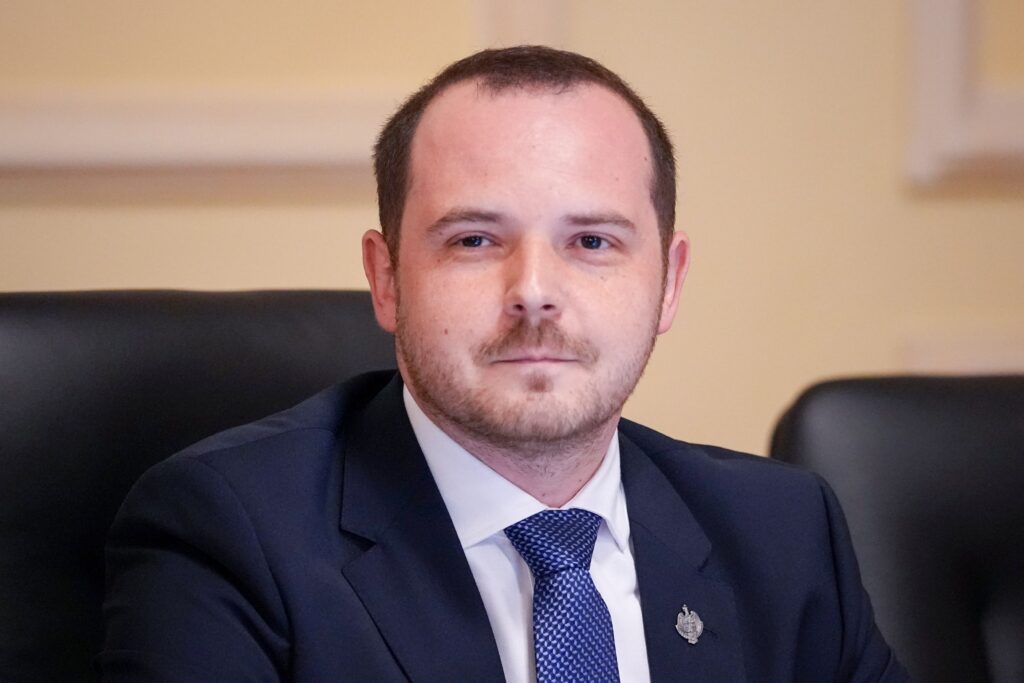 Ministrul Sănătăţii: Va fi reluat examenul pentru obținerea titlului de medic specialist în Medicina de Urgență
