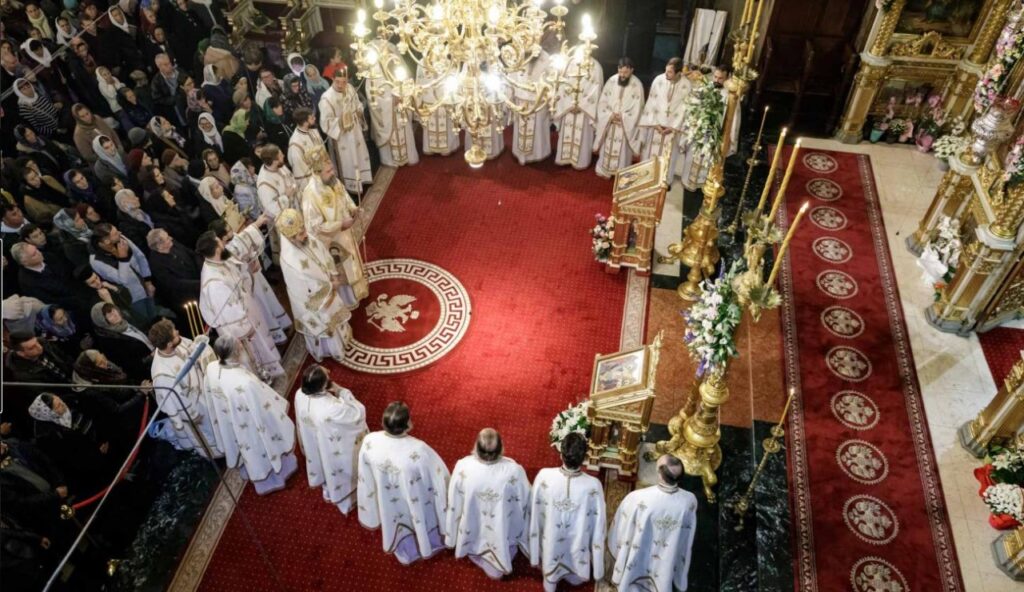 IPS Filoteos, Mitropolit de Tesalonic, a slujit Sfânta Liturghie în a cincea zi a Hramului Sfintei Parascheva