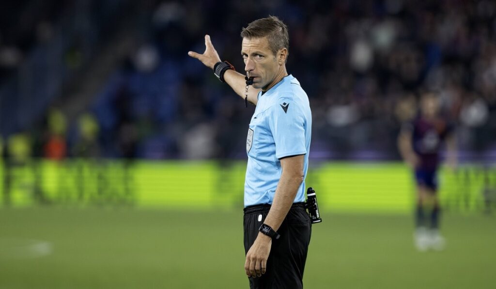 UEFA l-a trimis pe Davide Massa la Bucureşti să arbitreze meciul România – Austria