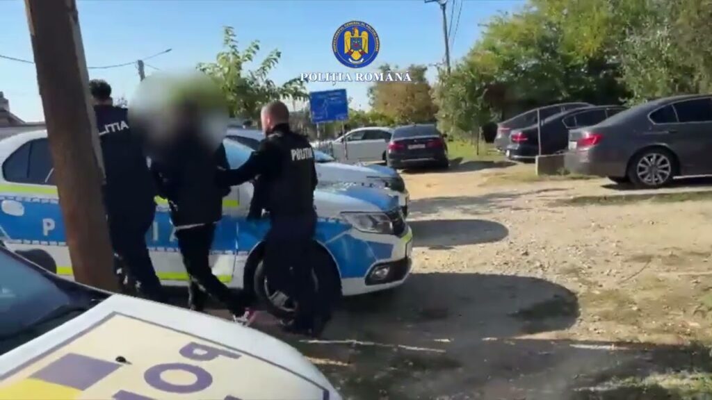 (VIDEO) Percheziții și rețineri pentru furt calificat în Drobeta-Turnu Severin și Bălăcița