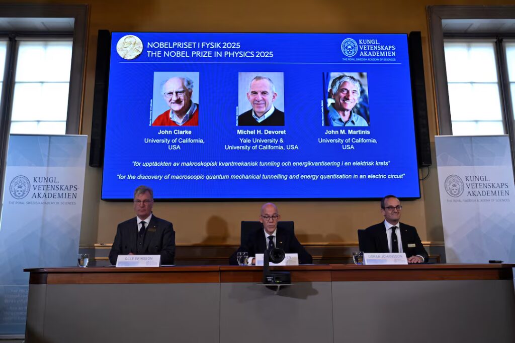 Premiul Nobel pentru fizică, obținut de cercetători în domeniul mecanicii cuantice