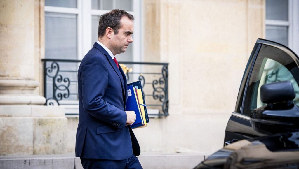 Premierul francez Sebastien Lecornu şi-a dat demisia după ce cu o zi înainte anunţase componenţa guvernului