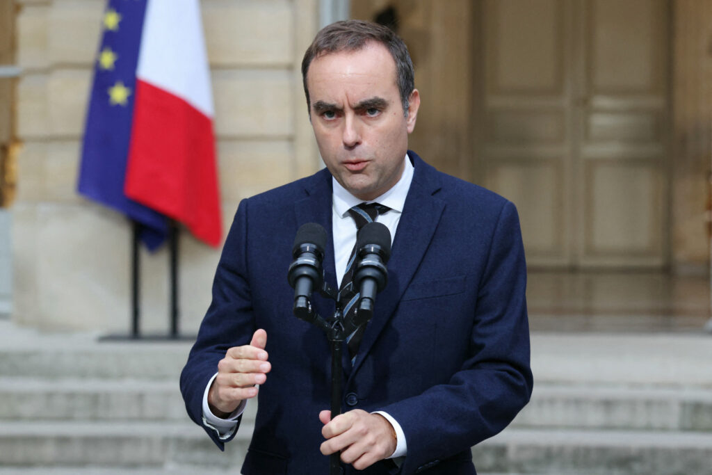 Franța are un nou guvern, condus tot de Sebastien Lecornu