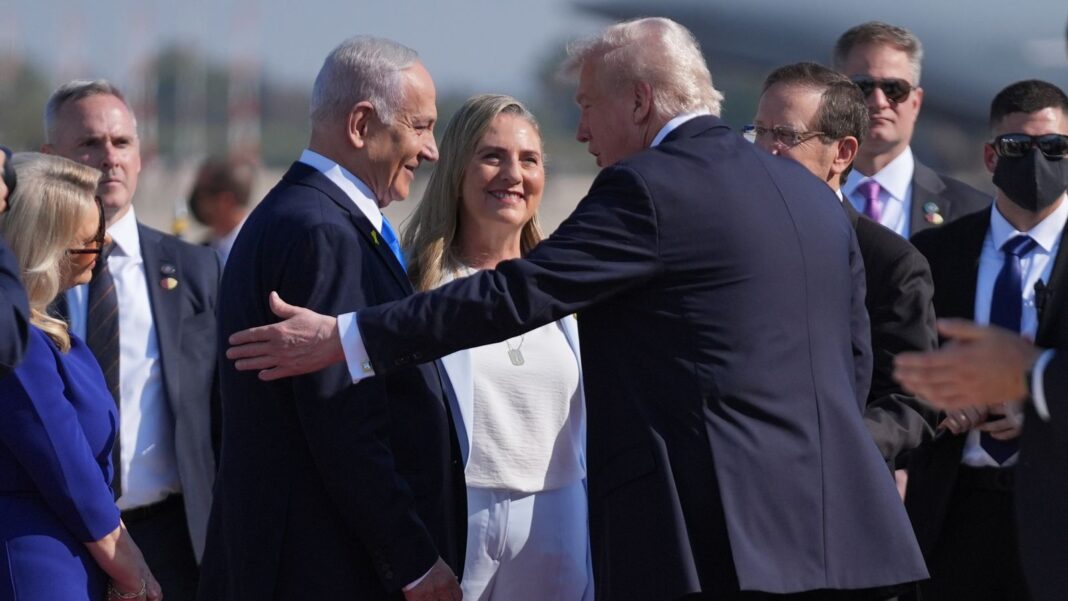 La sosirea pe Aeroportul Internațional Ben Gurion, Trump a fost întâmpinat de Netanyahu pe covorul roșu