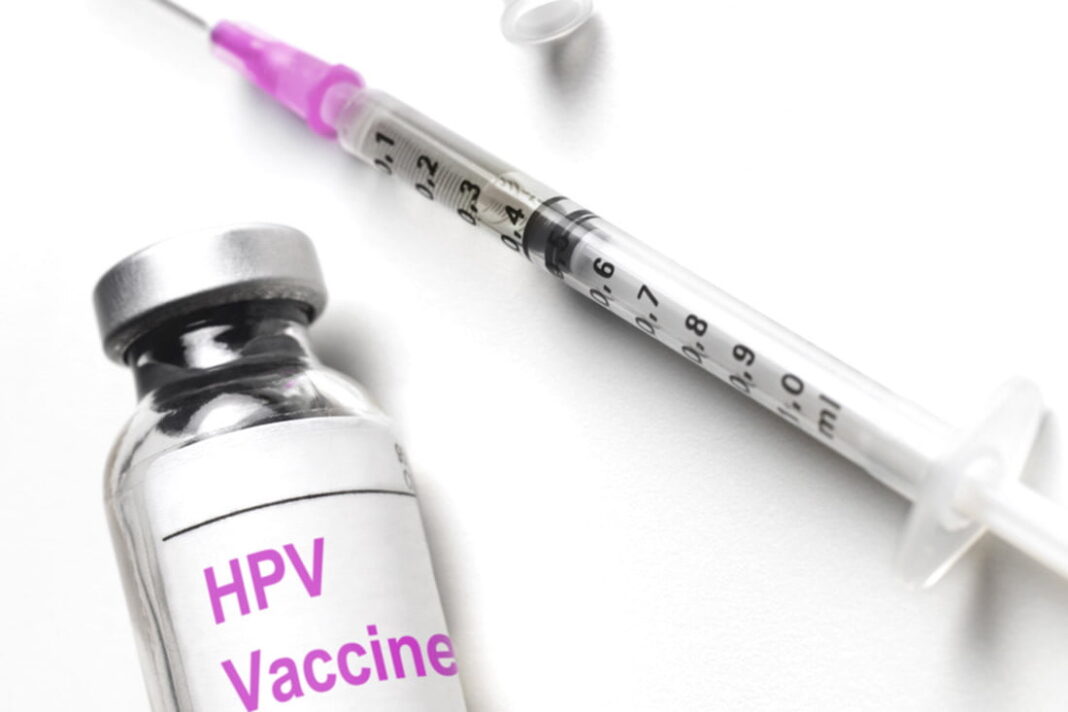 Vaccinul anti-HPV este gratuit pentru tinerii de până la 26 de ani, începând de astăzi