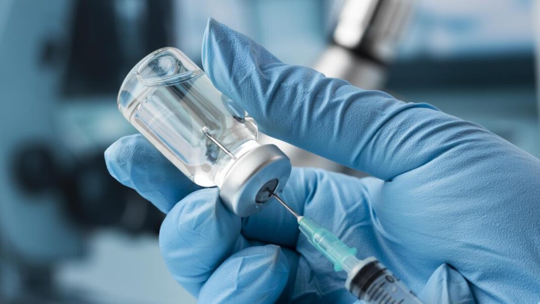 Va fi extinsă vaccinarea în farmacii