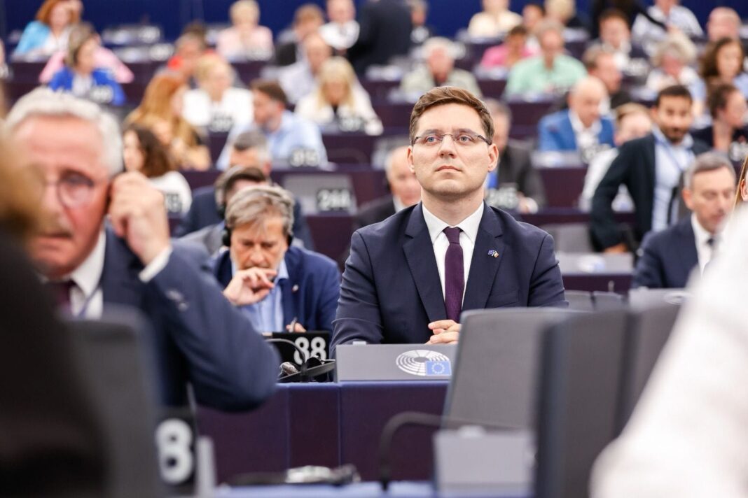 Rezoluție privind atacurile cu drone rusești, adoptată de Parlamentul European