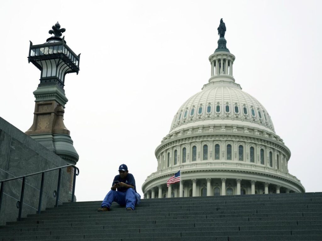 (VIDEO) Trump izolat pe tema Venezuelei. Republicanii refuză să-i urmeze direcția militară