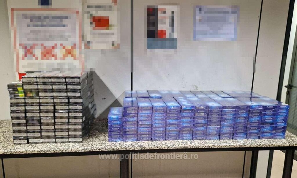 Captură uriașă pe Aeroportul Otopeni: peste 115.000 de țigarete și 4 kg de tutun pentru narghilea, ascunse în bagaje