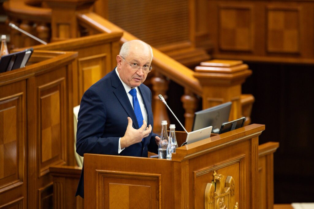 Guvernul Alexandru Munteanu a primit votul de încredere al Parlamentului de la Chișinău
