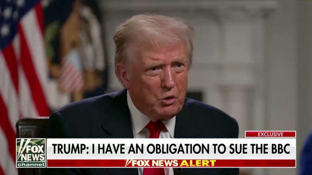 Donald Trump amenință BBC cu un proces de un miliard de dolari pentru editarea unui discurs