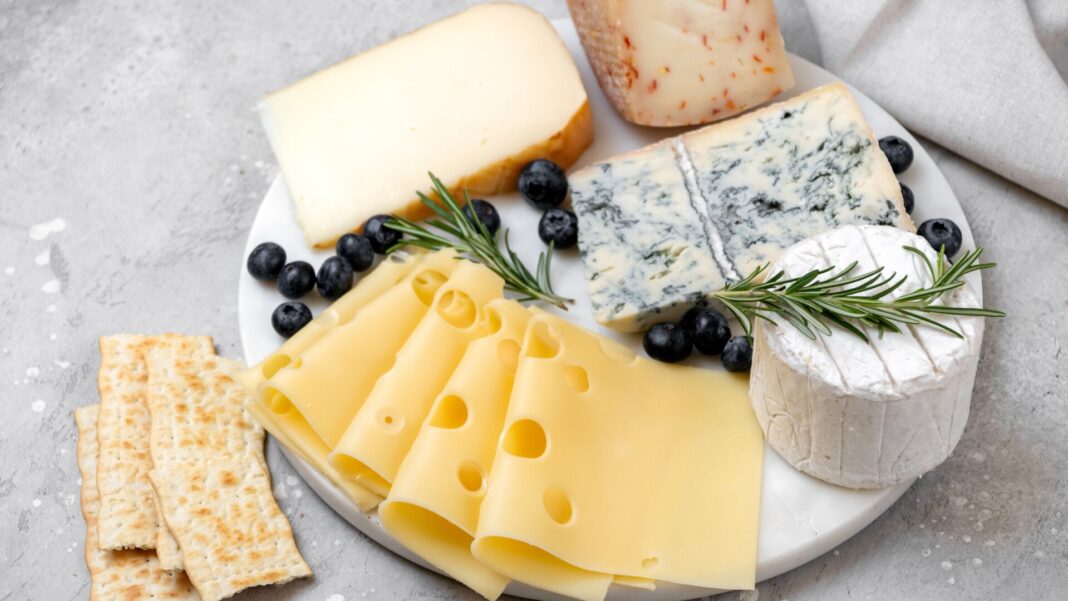 Cum influențează brânza sănătatea
