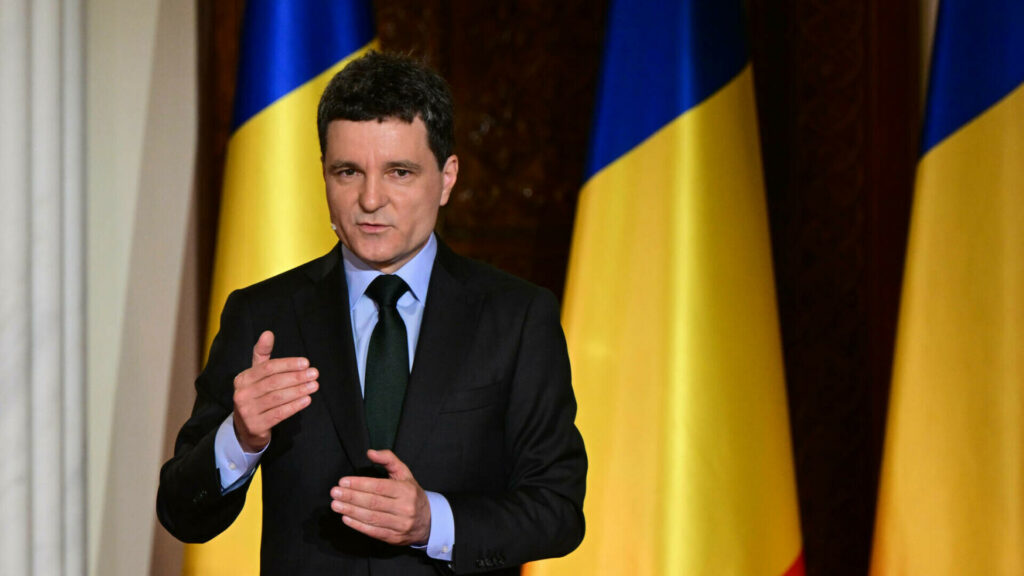 Nicuşor Dan, de Ziua Constituţiei: România are nevoie de echilibru, profesionalism şi de decizii ancorate în lege