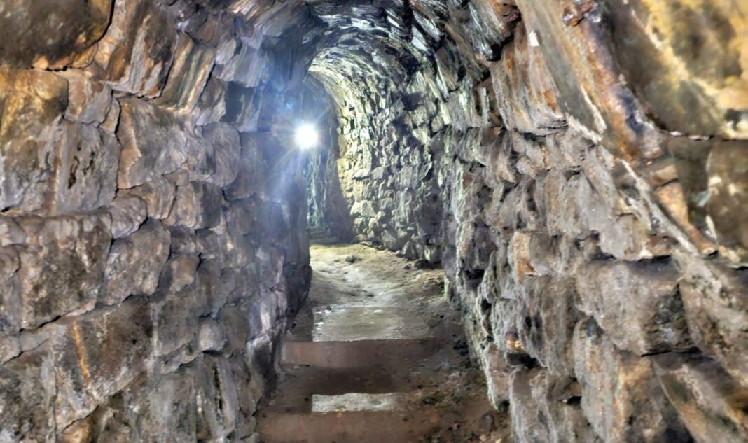 Salrom, cerere de finanțare la Comisia Europeană pentru procesarea grafitului de la Baia de Fier