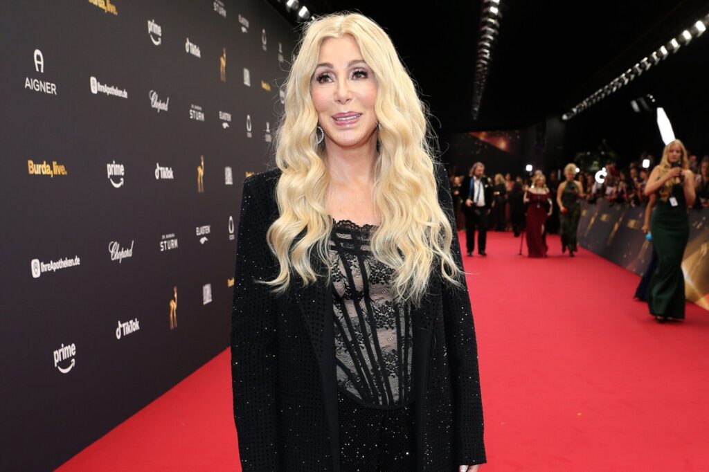 Cher revine pe scena „SNL” după aproape 40 de ani ca invitată muzicală