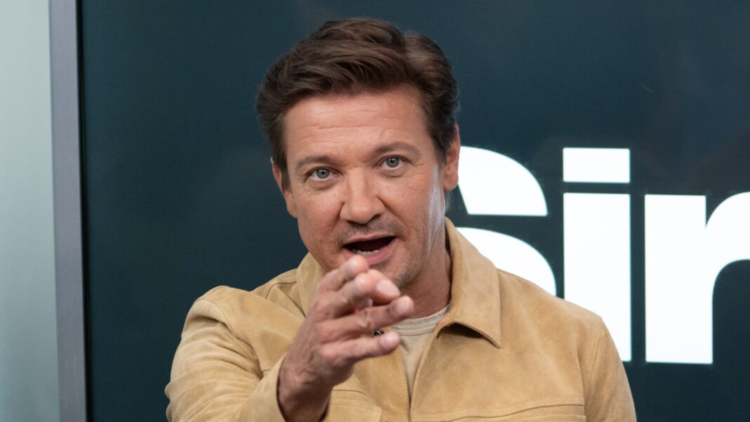 Actorul Marvel Jeremy Renner