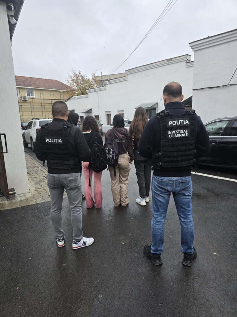 Patru minori din Târgu-Cărbunești, dați dispăruți, au fost găsiți în Târgu Jiu