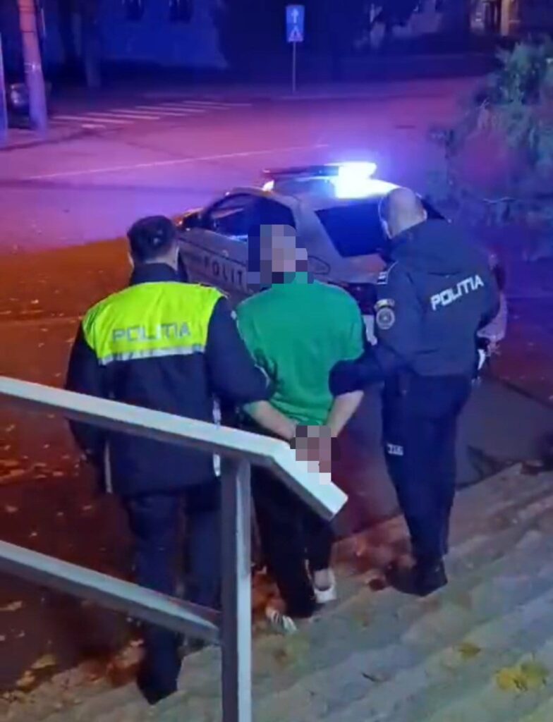 (VIDEO) Bărbat reținut pentru tâlhărie și conducere fără permis în Craiova