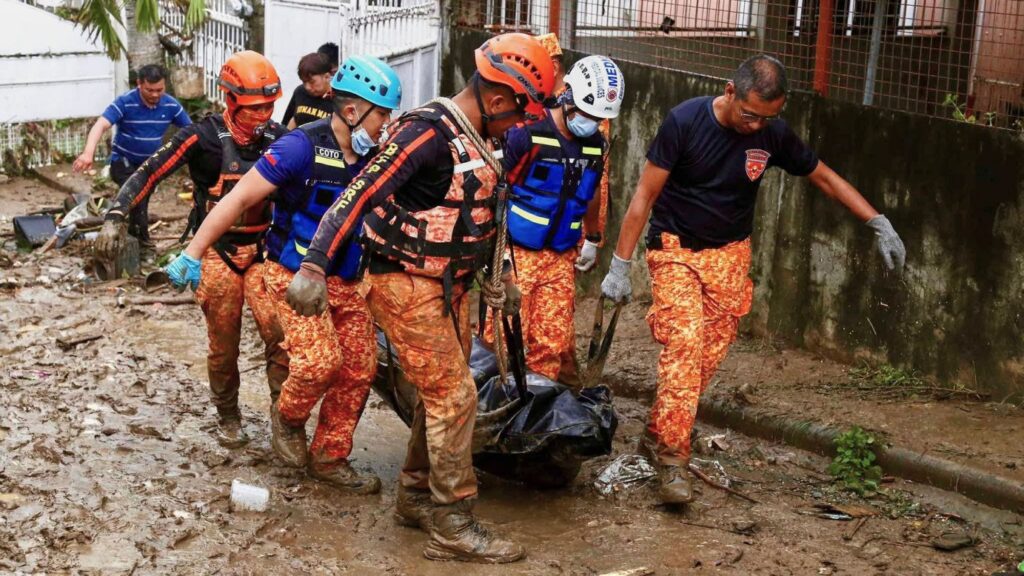 Taifunul Kalmaegi lovește Filipine: 66 de morți și devastare masivă în Cebu, Vietnamul se pregătește”