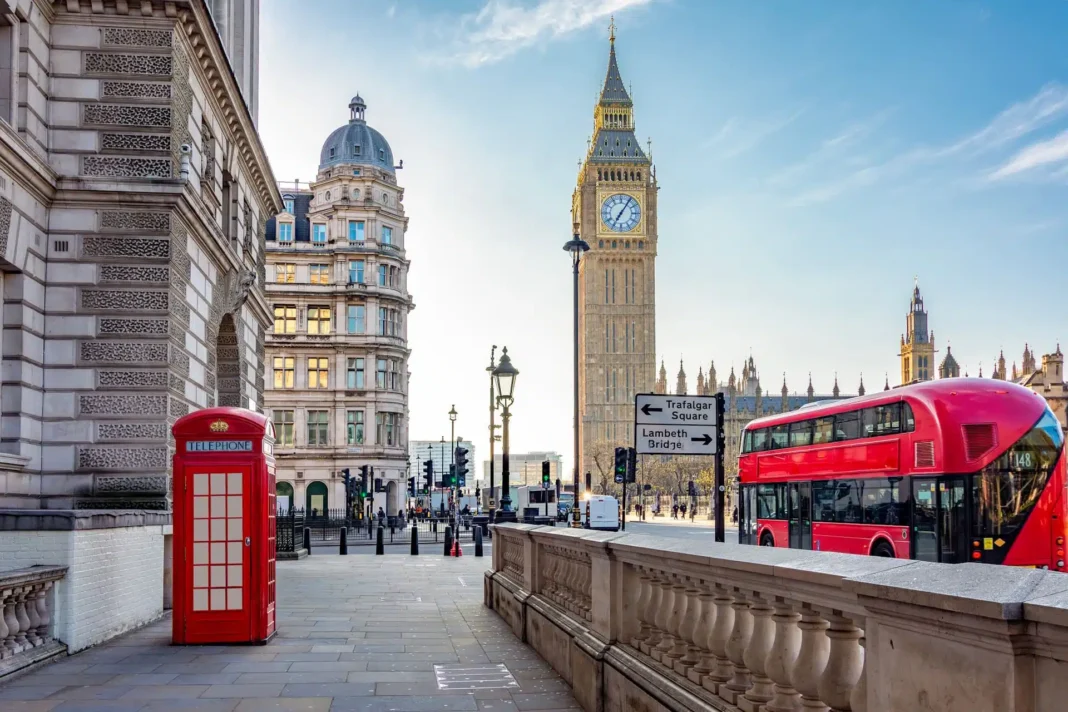 Londra vrea să introducă o taxă pentru turiştii care înnoptează în Londra