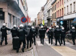 Protest de amploare împotriva reformelor guvernului De Wever