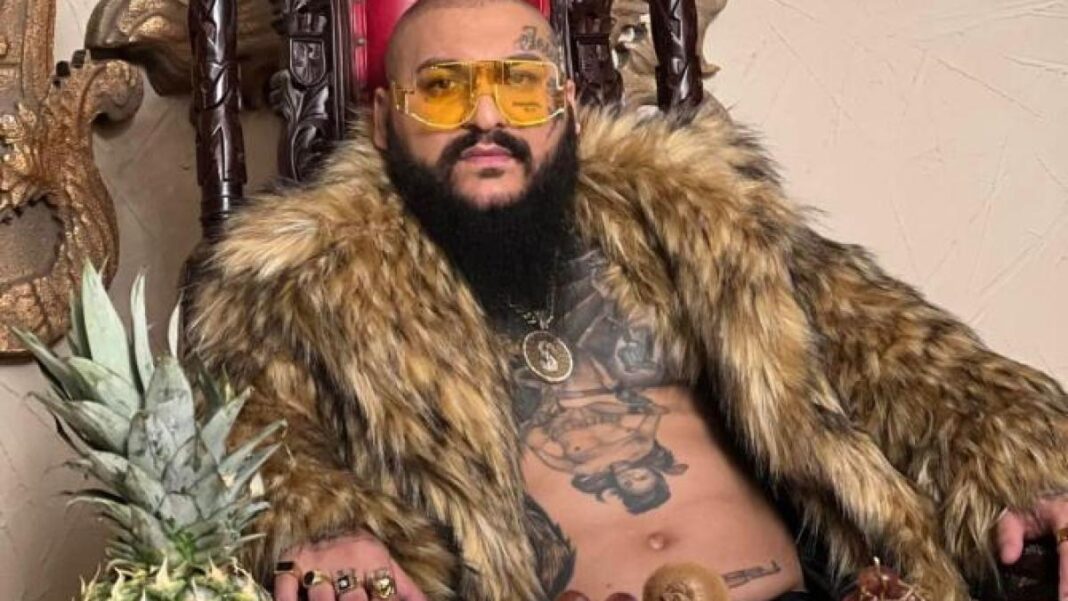 Dani Mocanu se distra alături de fratele său într-o localitate de pe malul Lacului Garda