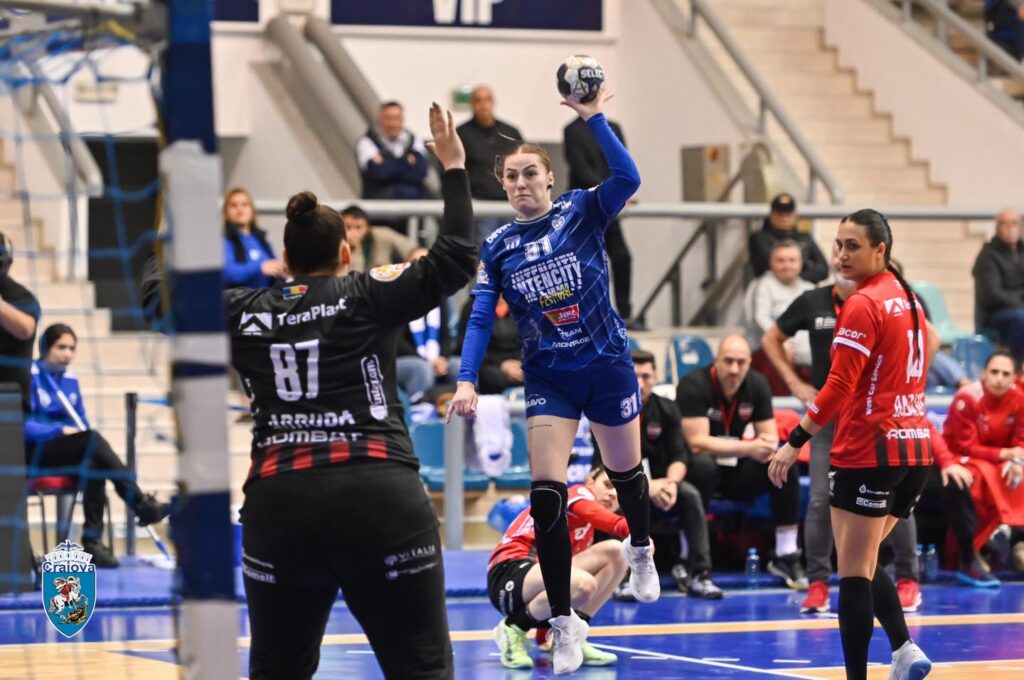 Handbal (f) / SCMU Craiova vrea să încheie anul cu o victorie în fața fanilor