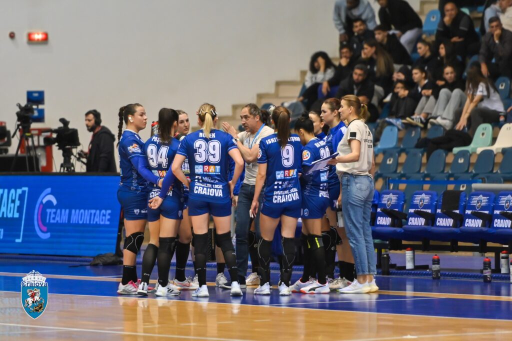 Handbal (f) / SCMU Craiova, de nerecunoscut! A pierdut la scor în deplasarea de la Brașov