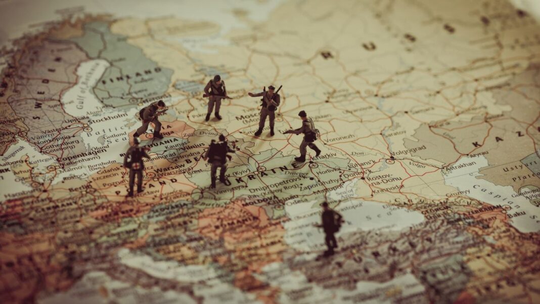 Trump ameninţă Ucraina cu sistarea ajutorului militar dacă Zelenski nu acceptă planul de pace