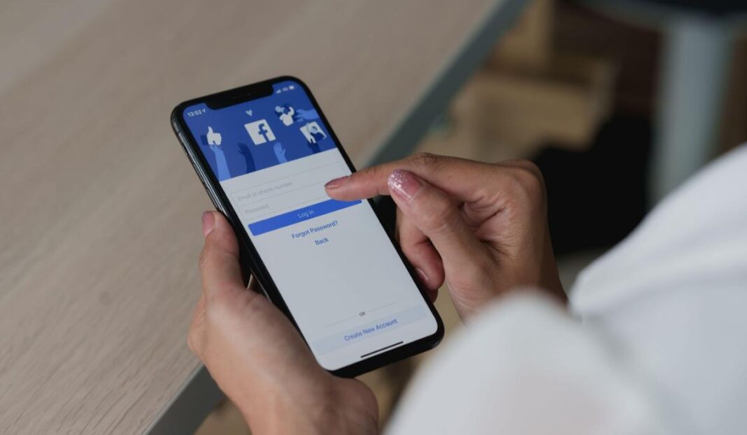 Meta renunţă la butoanele Like şi Share pentru site-uri