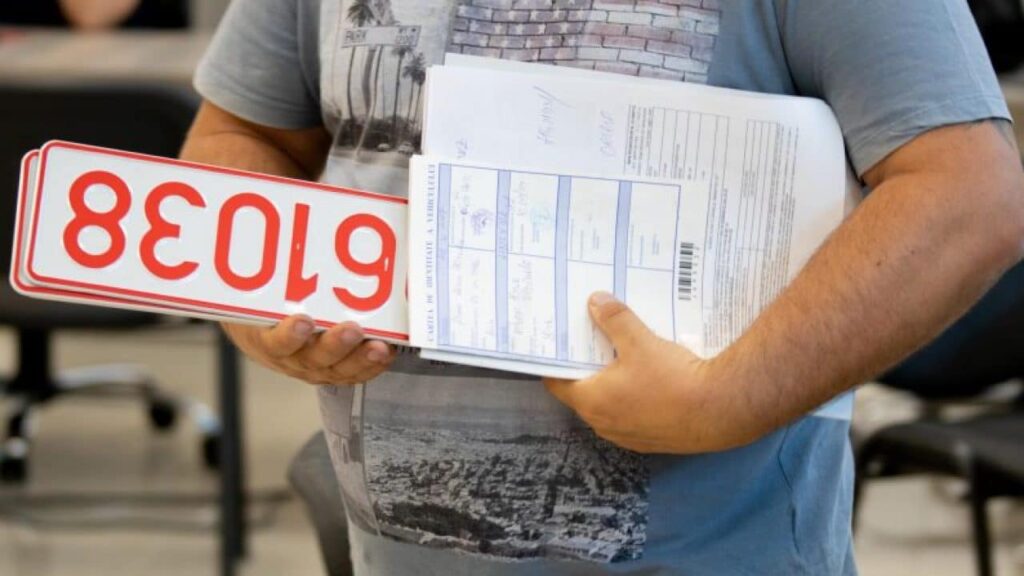 Şoferii vor putea înmatricula mașinile fără nici un drum la ghişeu