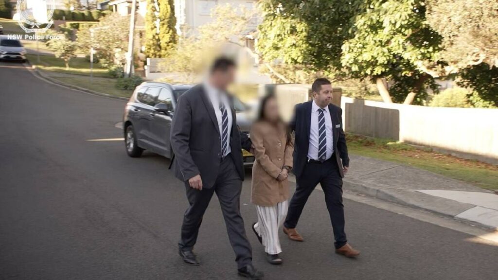 Ghicitoare acuzată că a fraudat 70 de milioane de dolari de la clienți