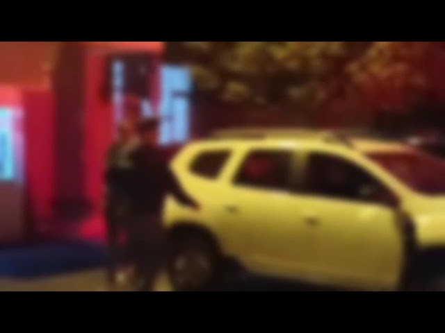 (VIDEO) Tineri din Craiova reținuți pentru tâlhărie calificată