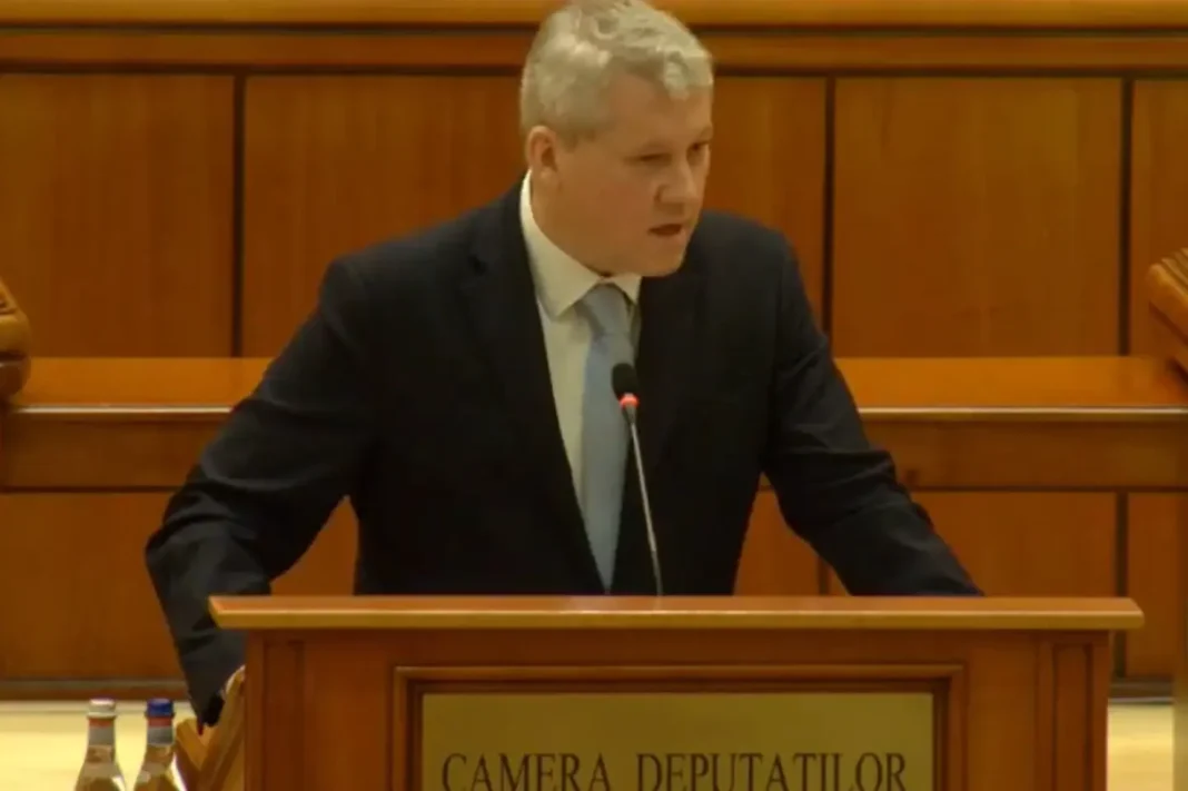 Moţiunea simplă împotriva ministrului de Interne, Cătălin Predoiu, respinsă de Senat