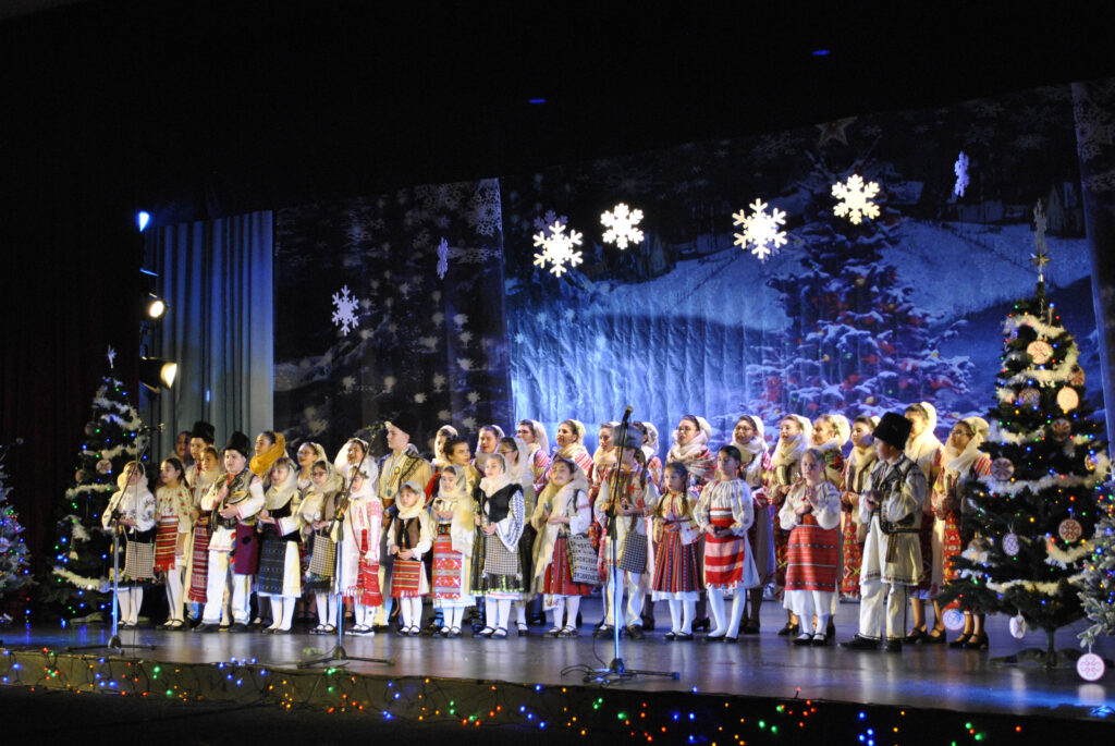 „Alaiul Datinilor” aduce magia tradițiilor de iarnă la Craiova: spectacol folcloric pe 13 decembrie