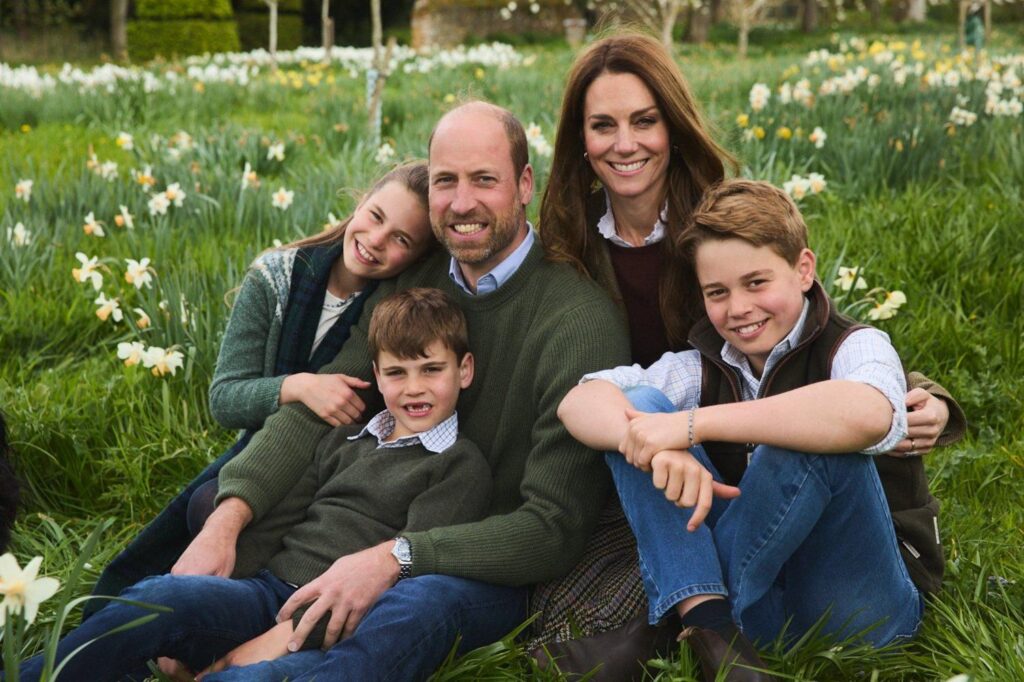 William și Catherine au lansat portretul oficial pentru felicitarea de Crăciun 2025