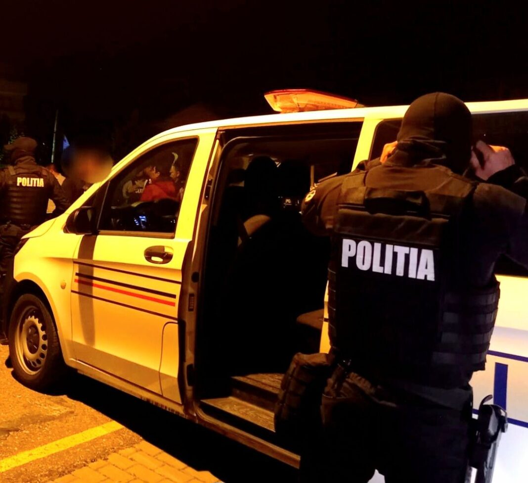 Conflict spontan între vecini, soldat cu rănirea gravă a unui bărbat.